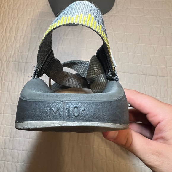 Men’s Chaco’s Z-Cloud size 10 - Picture 4 of 5
